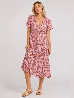 SELF CONTRAST :: ILSE V-NECK MIDI DRESS | CINNAMON STICKS